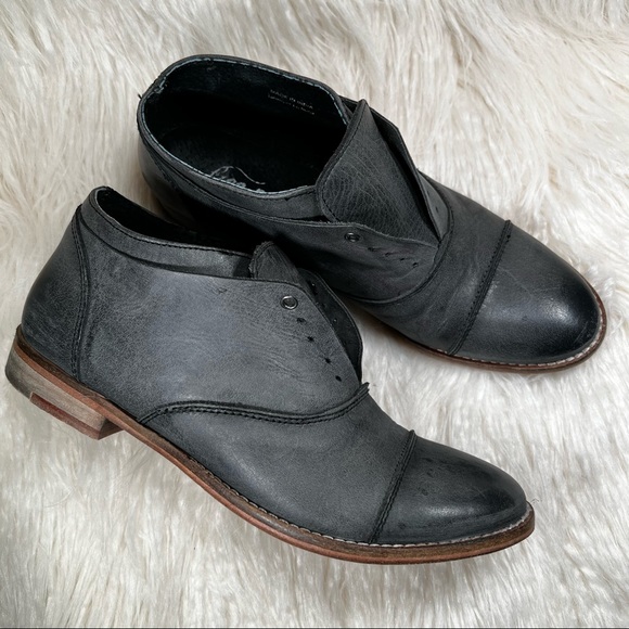 Free People Shoes - Free People Leather Slip On Oxford Shoe Distressed Gray (Sz 6)